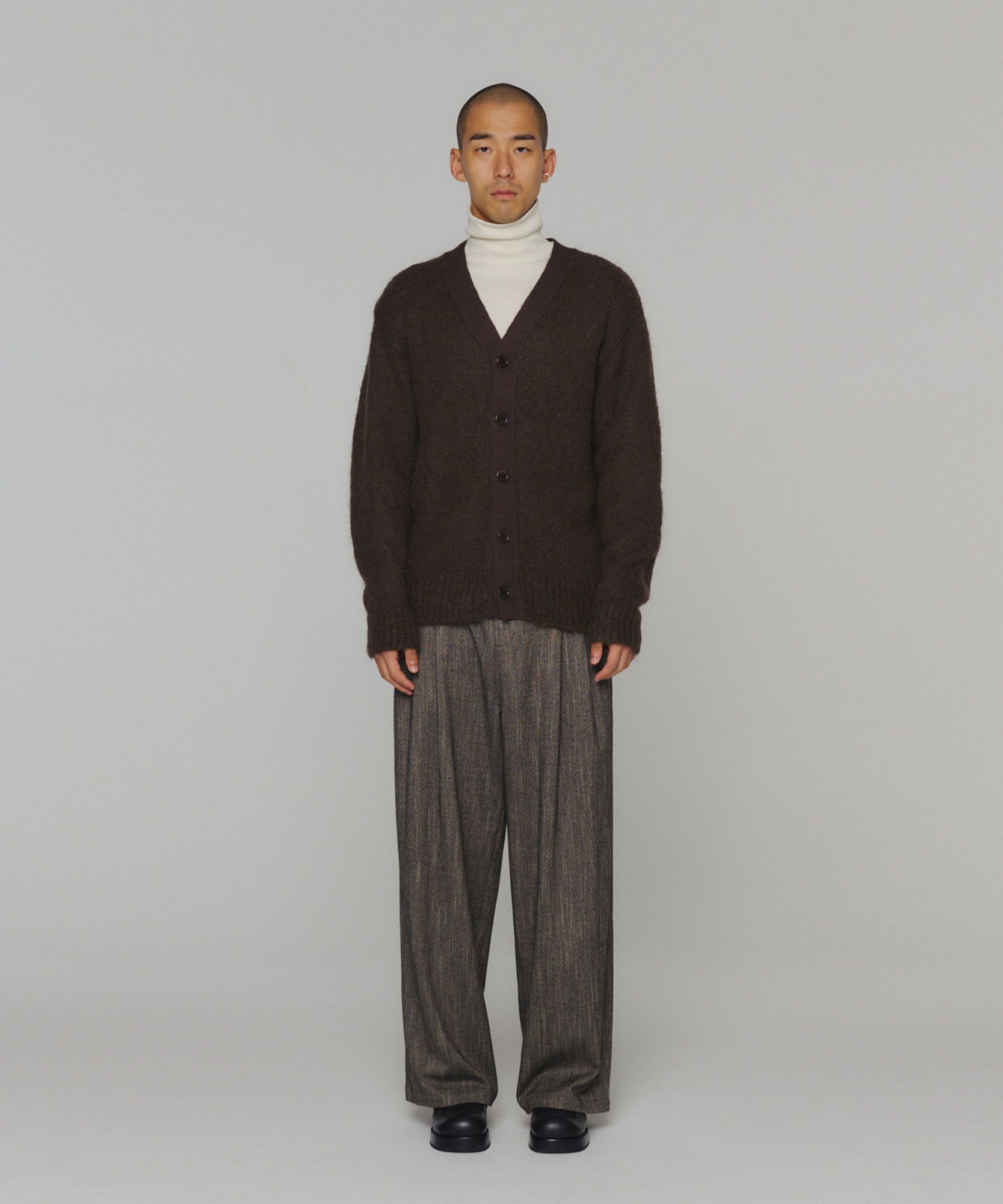 MUSINSA公式 | AMOMENTO GRANDPA CARDIGAN (3COLORS)