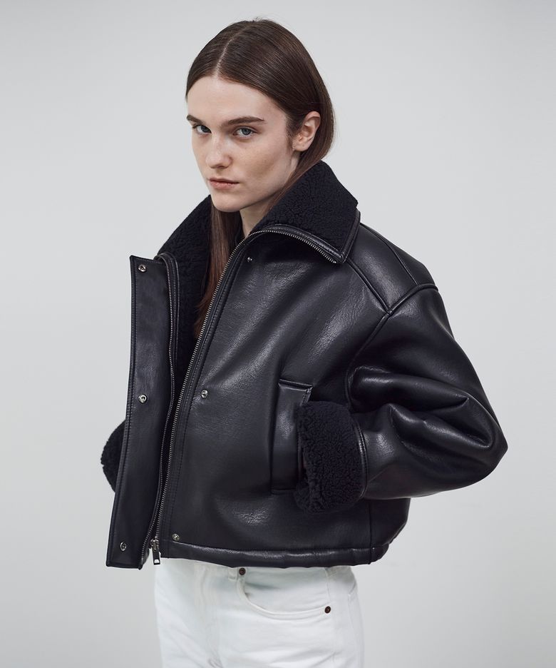 WOOL SHEARLING MUSTANG - BLACK