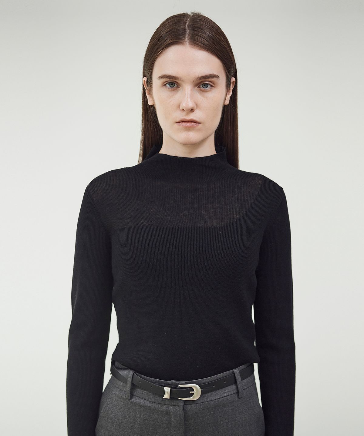 씨커슨(CKUSUN) HIGH NECK KNIT TOP - BLACK