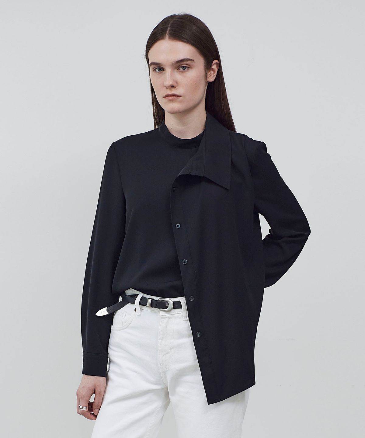 씨커슨(CKUSUN) PANEL BLOCK BLOUSE - BLACK