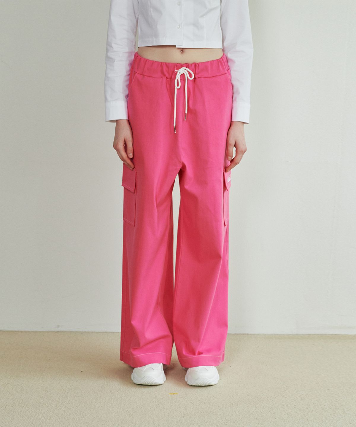 루루슈(LULUCHOU) Stitch Cargo Pants - HOT PINK