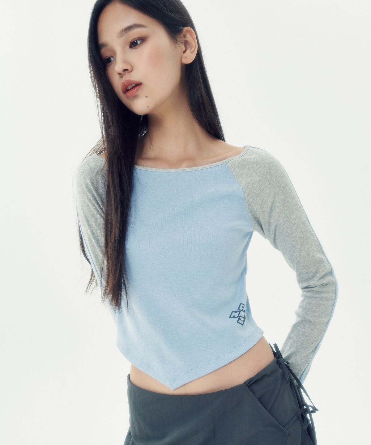 러닝하이(RUNNINGHIGH) 스포츠 슬림 래글런 티 [스카이 블루]