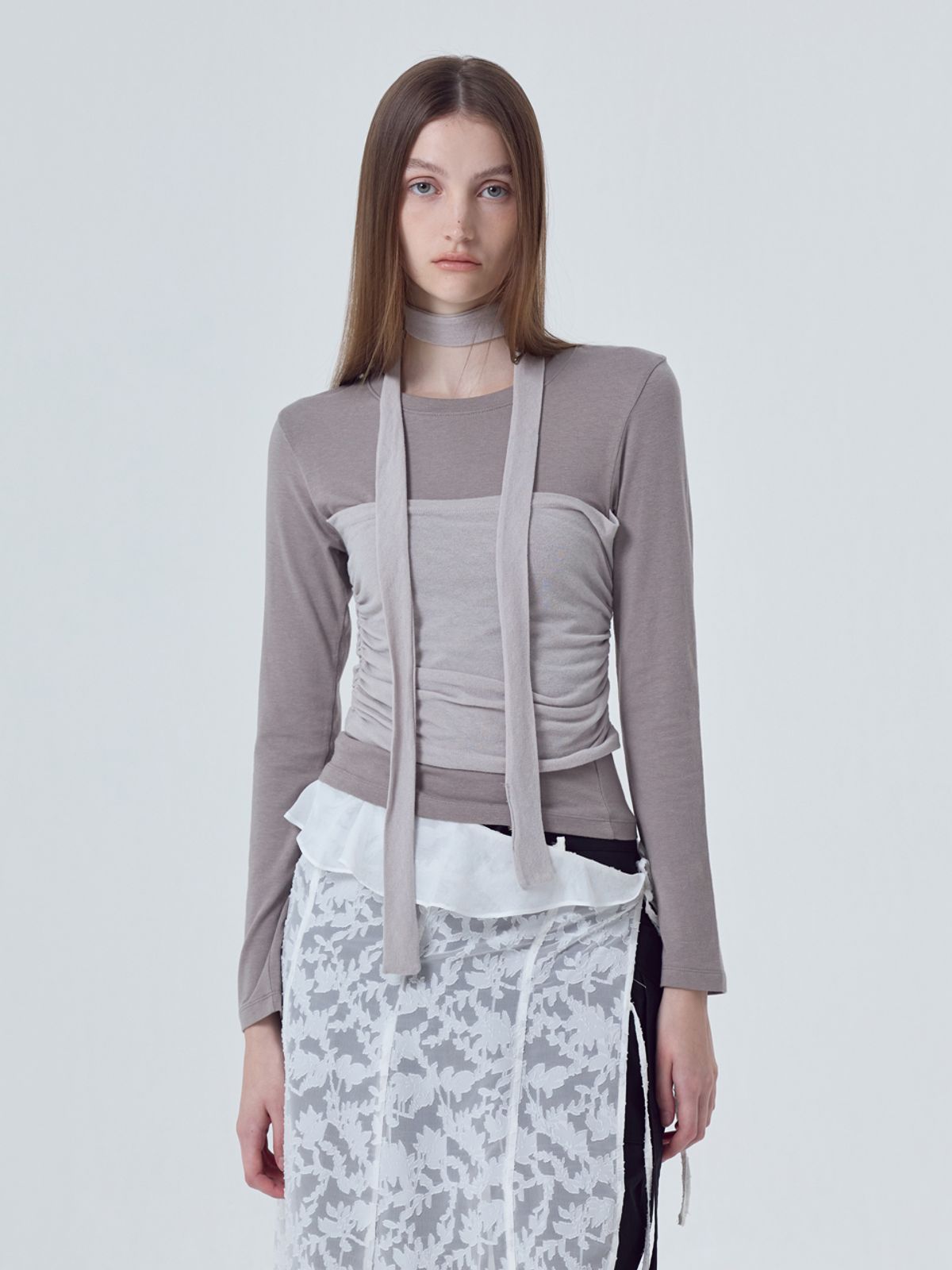 에트몽(ETMON) Layered Shirring Scarf T-Shirt, Ash Brown