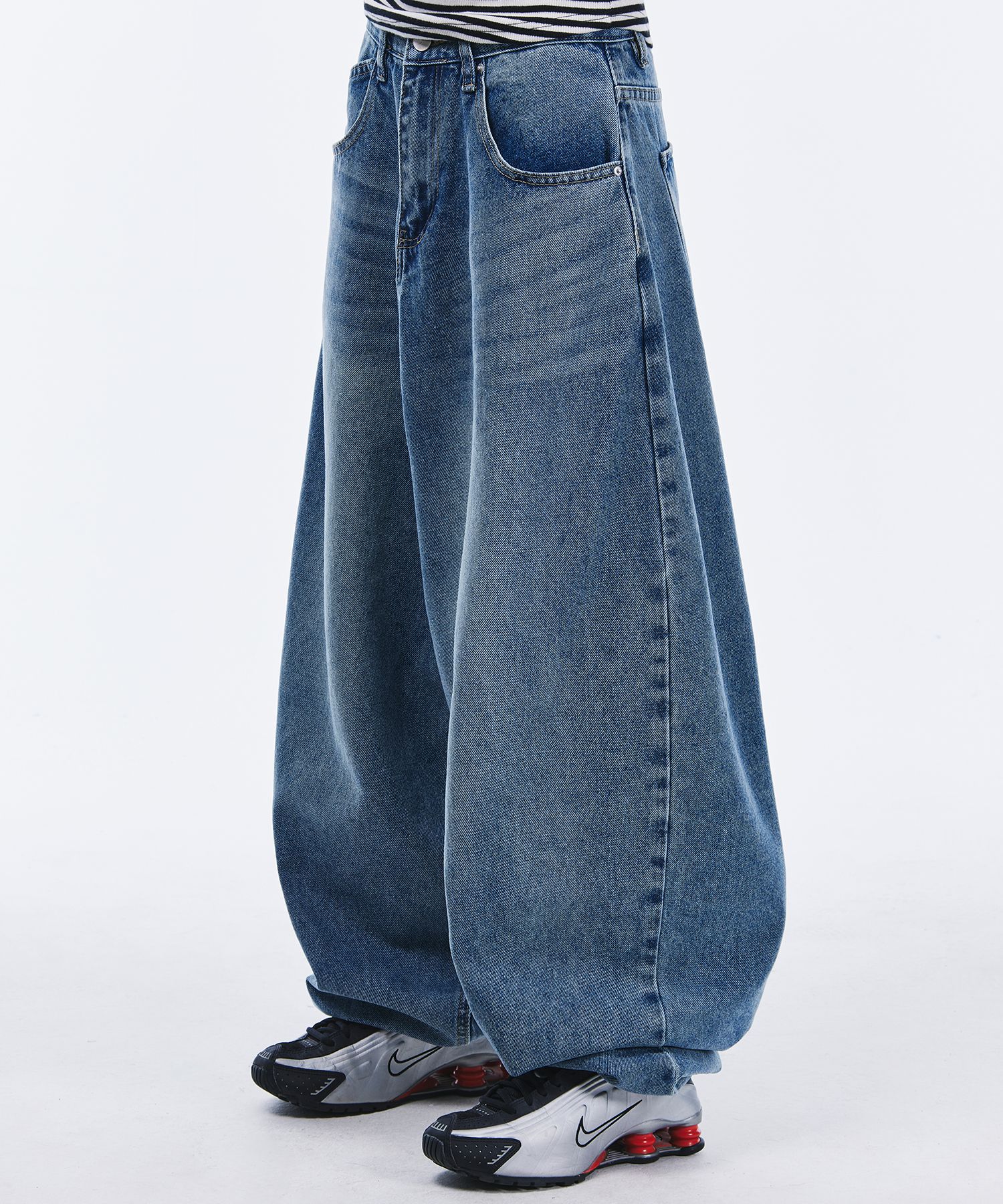 SCALLYWAG/SWING BALLOON FIT DENIM/ユニセックス/ワイドパンツ MUSINSA公式 | SCALLYWAG Swing Balloon Fit Denim [Indigo]