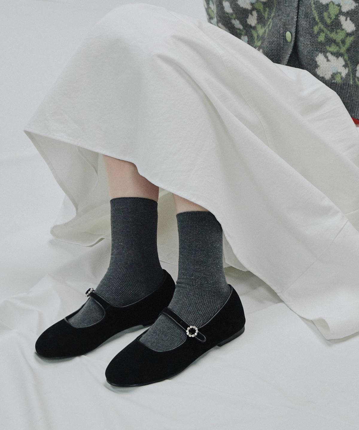 마크모크(MAC MOC) Beret 3Color 페미닌라인 보석 벨벳 메리제인 1Cm