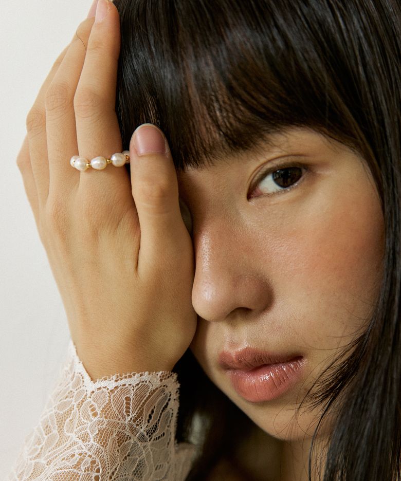 Gold ball pearl Ring