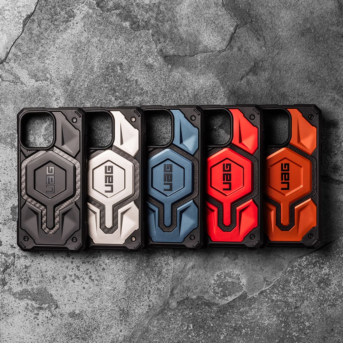 유에이지(UAG) 아이폰16 플러스 프로 프로맥스 모나크 맥세이프 케이스