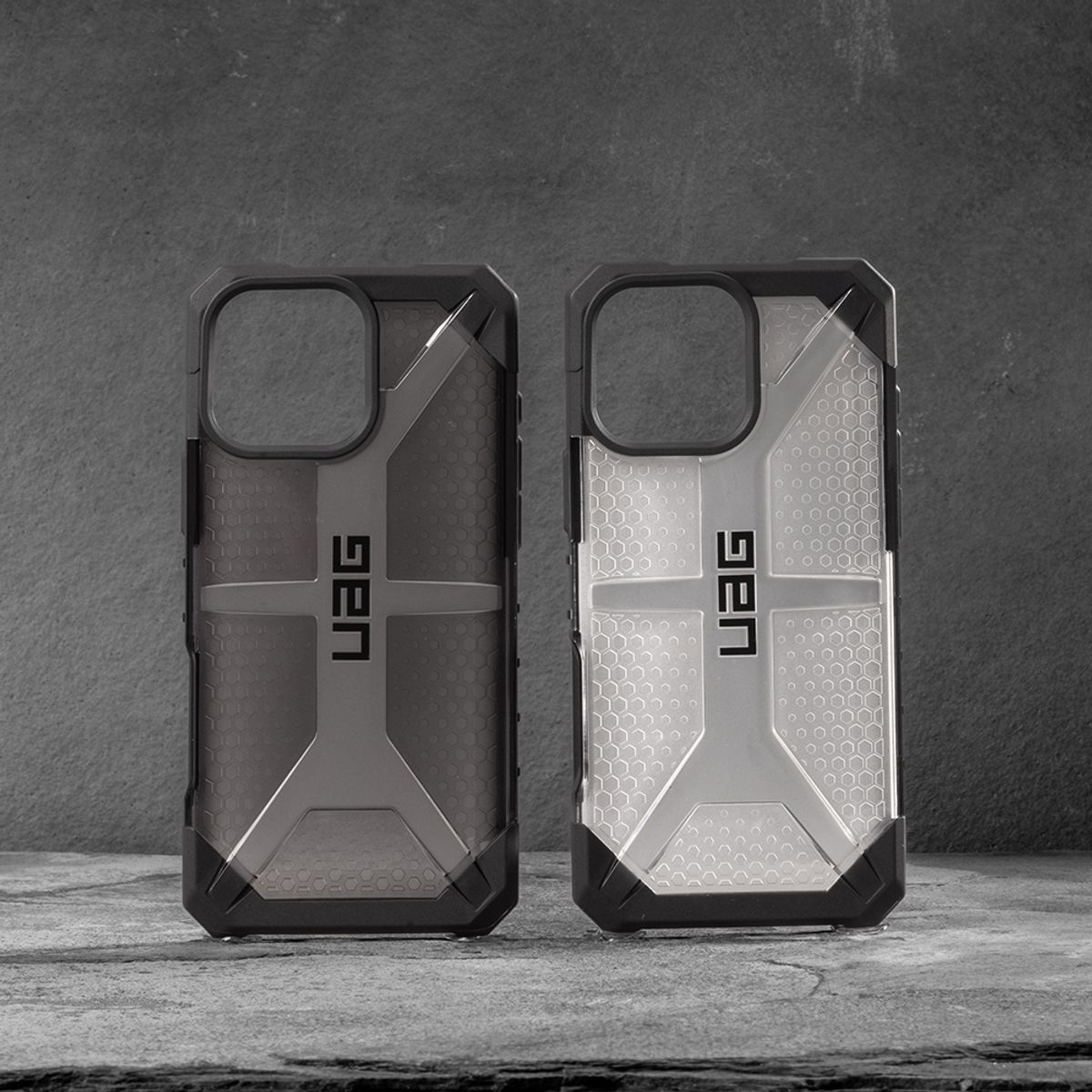 유에이지(UAG) 아이폰16 프로 프로맥스 플라즈마 케이스