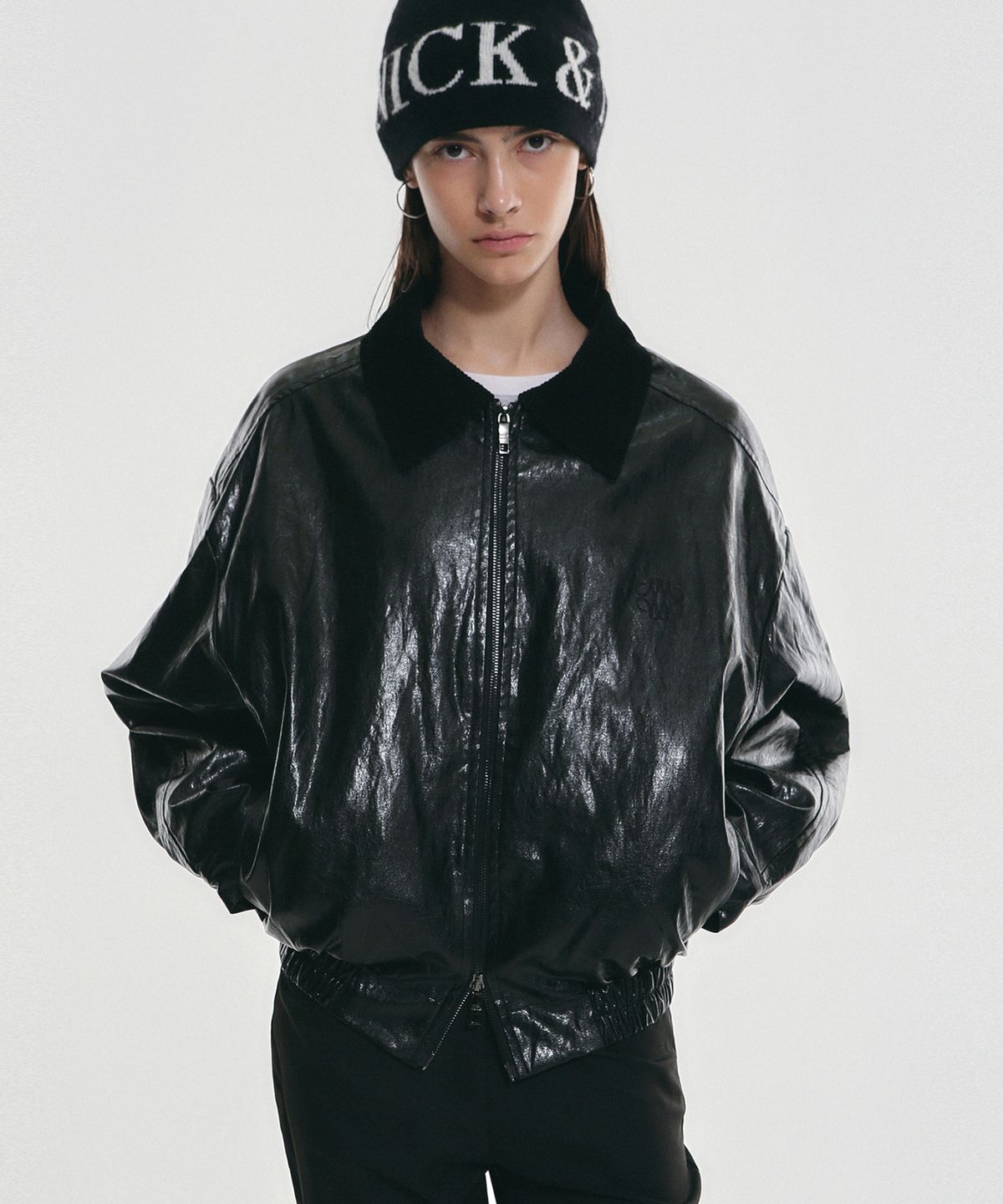 닉앤니콜(NICK&NICOLE) NICOLE OVER FIT LEATHER JUMPER_BLACK