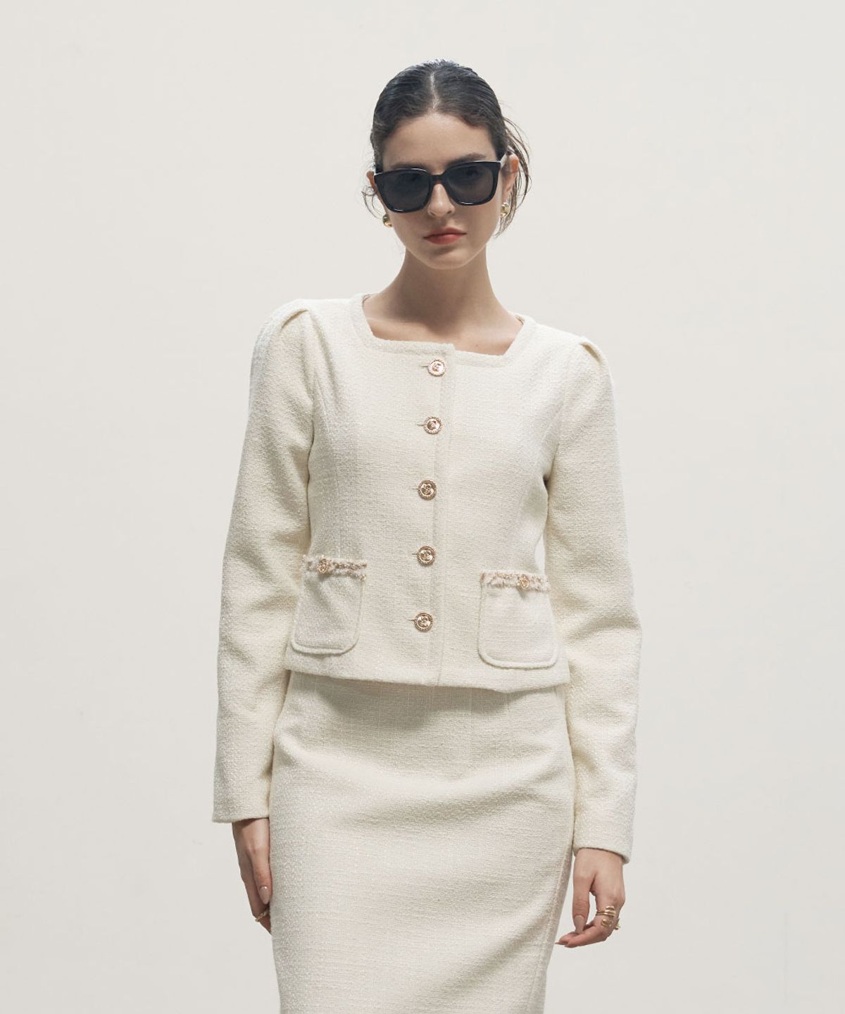320쇼룸(320SHOWROOM) Tweed Puff Sleeve Jacket Cream