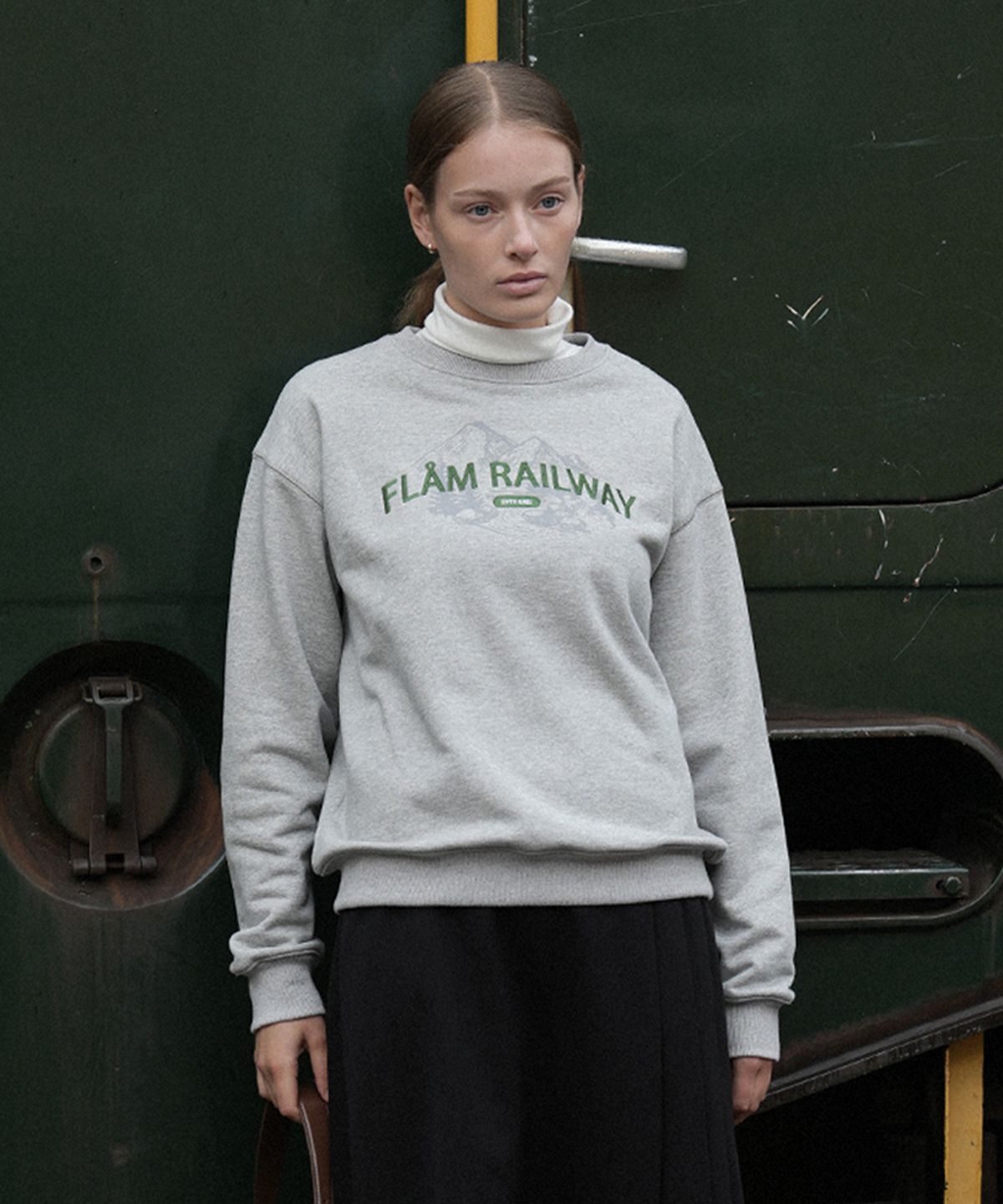 폴뉴아(FOLNUA) RAILWAY OVER FIT SWEAT SHIRT (GRAY)