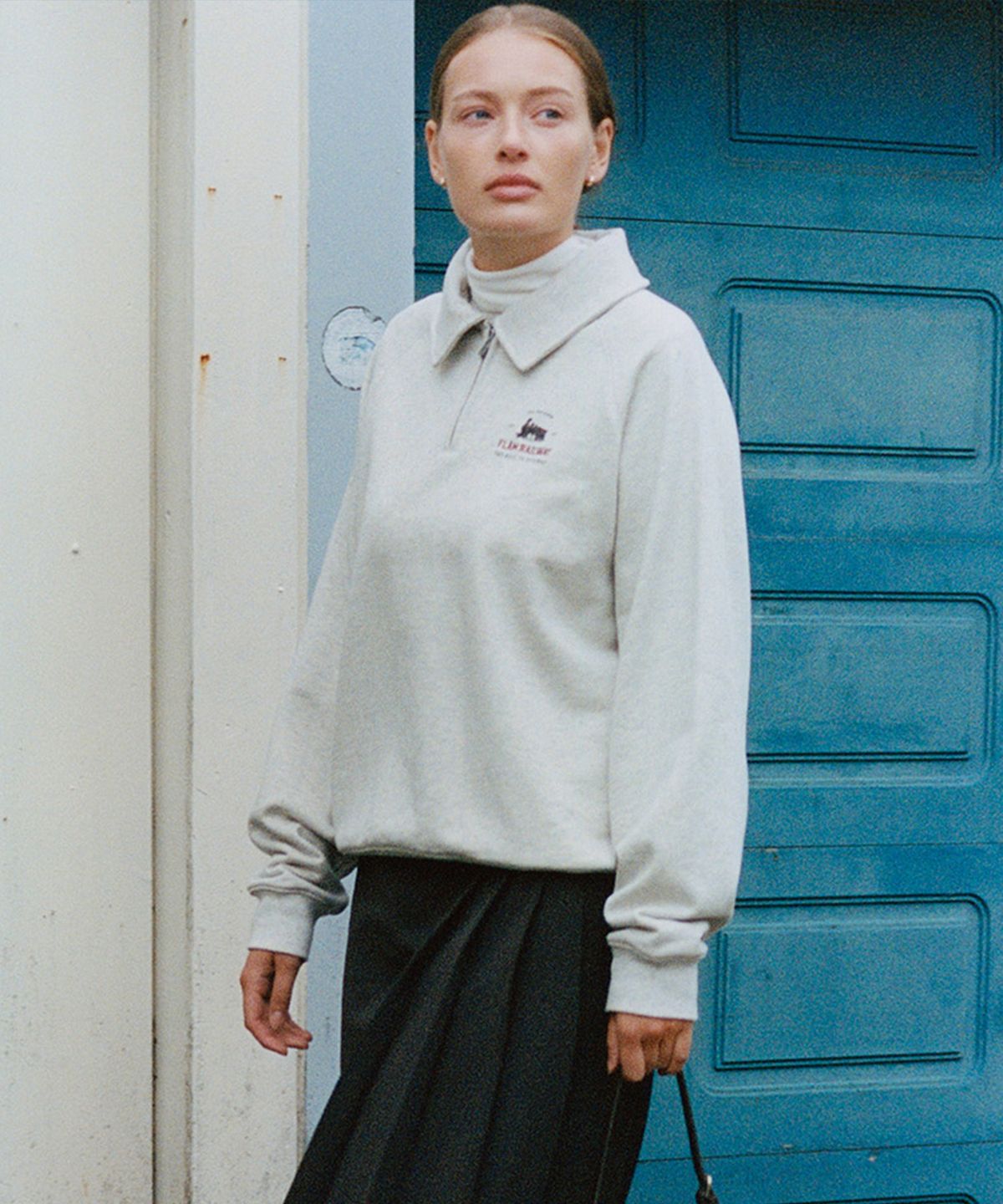 폴뉴아(FOLNUA) DUR COLLAR ZIP UP SWEAT SHIRT (OATMEAL)