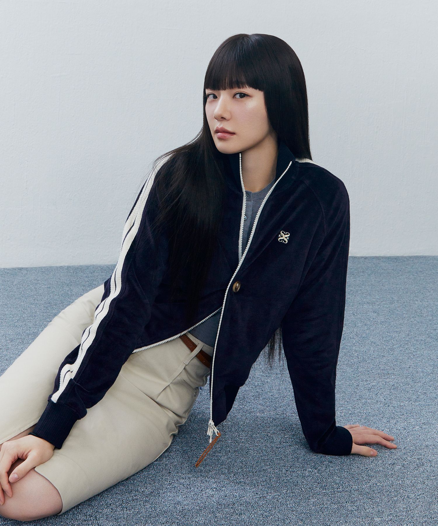 MUSINSA | SATUR (W) Lawton Velour Track Jacket Navy