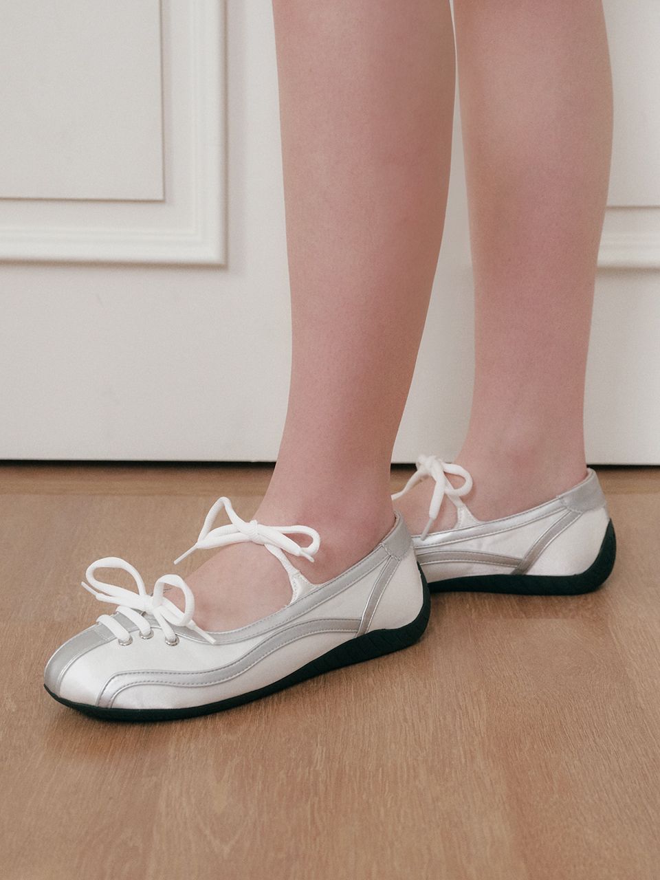 MUSINSA | SALT AND CHOCOLATE Ally Flat Sneakers 412430008