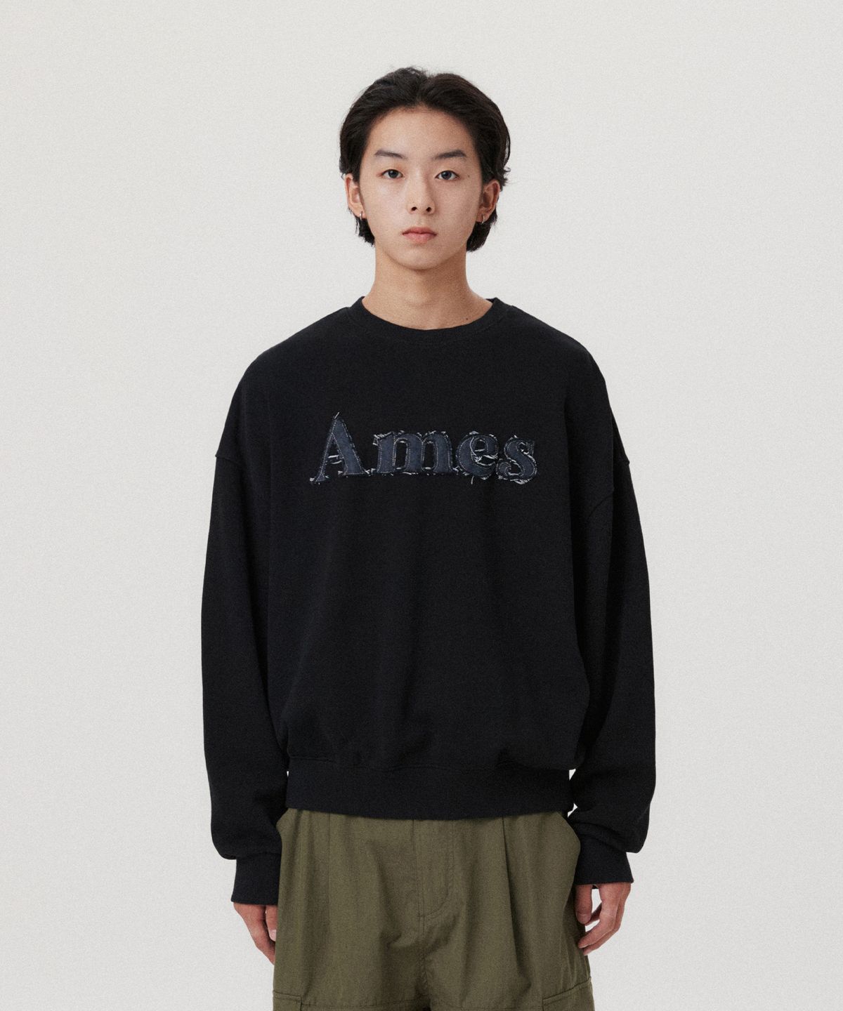 아메스 월드와이드(AMES-WORLDWIDE) BASIC DENIM LOGO SWEATSHIRT BLACK