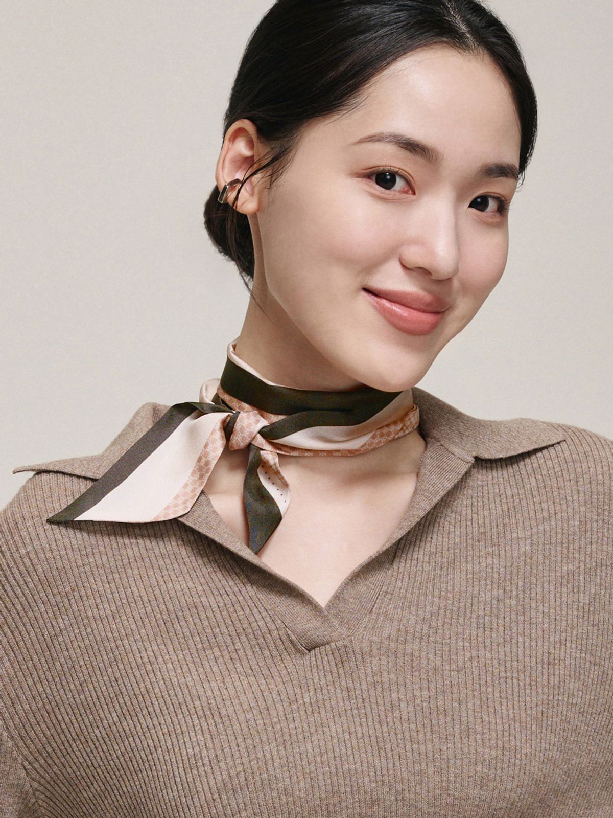 생럭슈(SAINTLUXURE) 비안느 딥카키