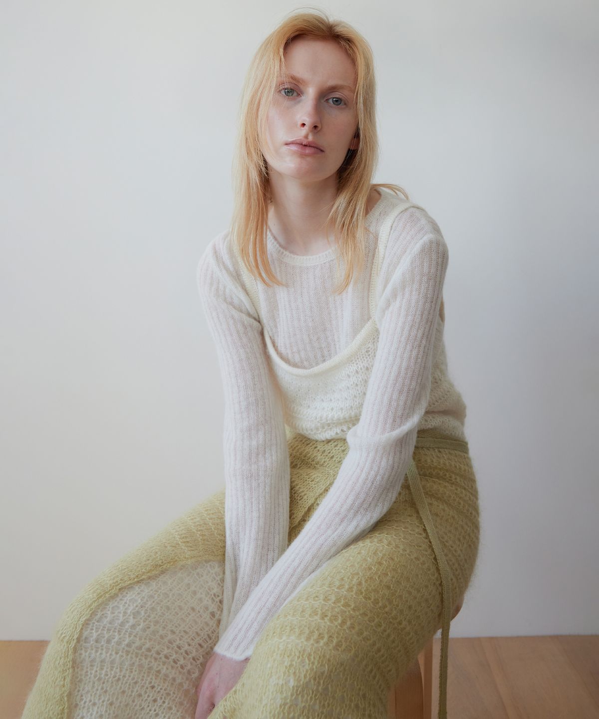 르바(LEVAR) Alpaca Ribbed Pure Knit - Ivory