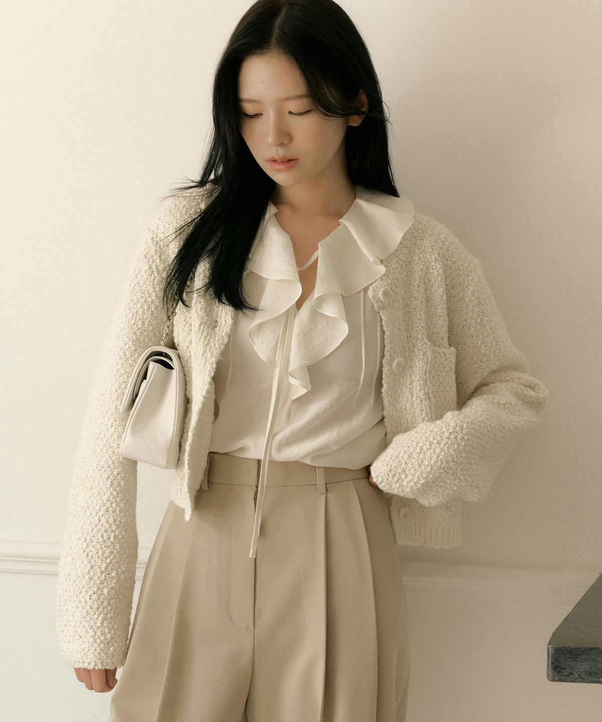 오떼뜨(OCTETTE) SHIMMER RUFFLE BLOUSE_2COLOR
