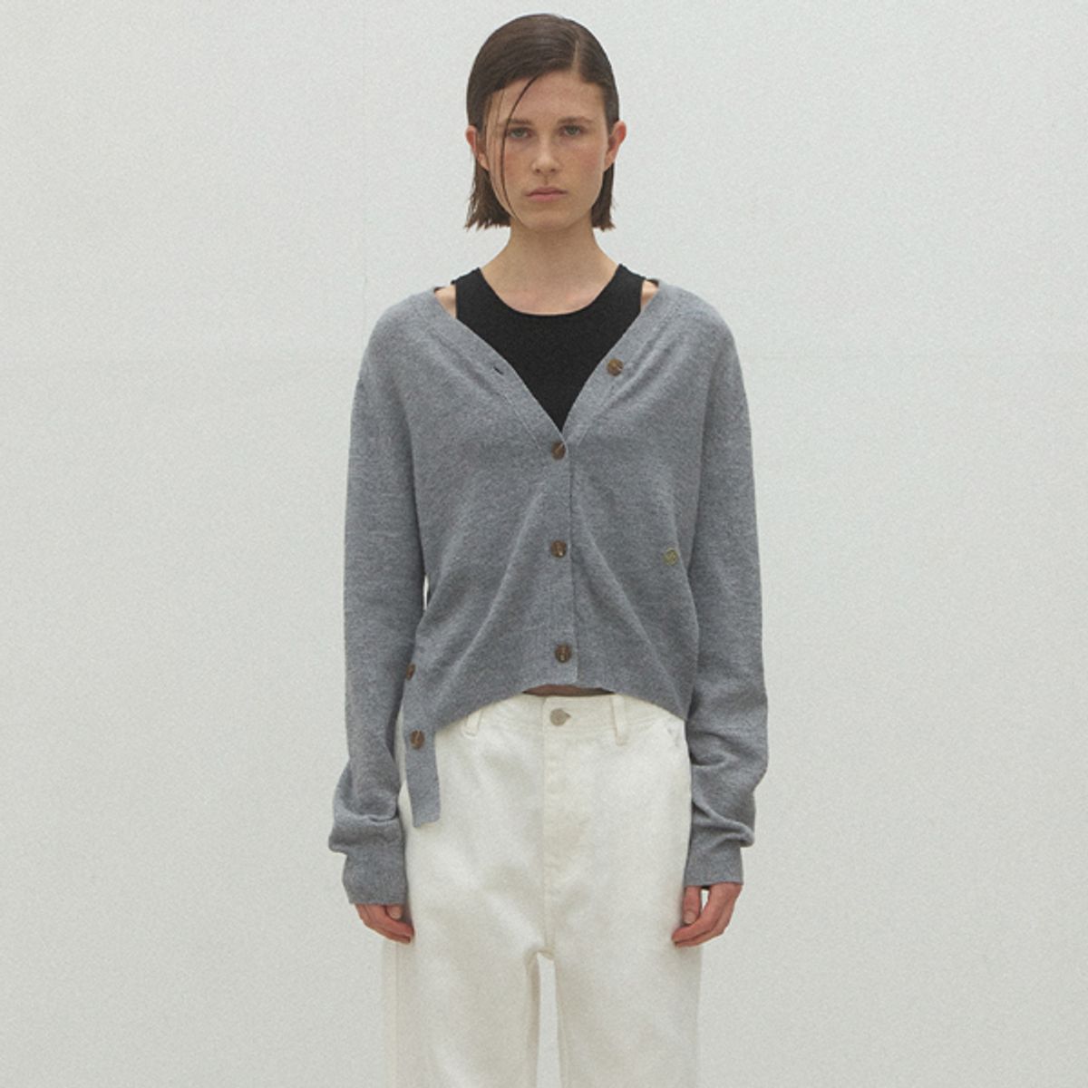 아틀리에 나인(ATELIER NAIN) ESSENTIAL LON V-NECK KNIT CARDIGAN(CD-2138)