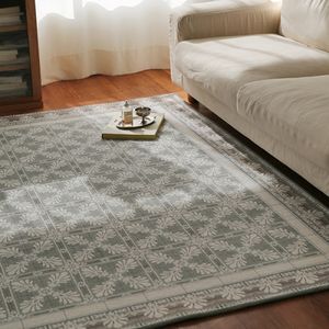 클레르 타일 패턴 빈티지 셔닐  러그