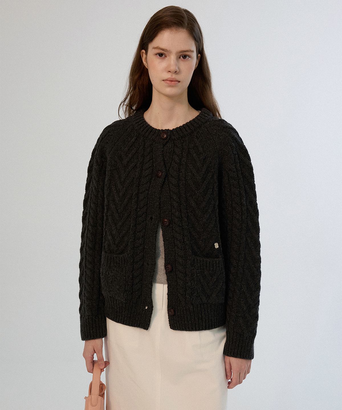 썸웨어버터(SOMEWHEREBUTTER) Colleen Cable Cardigan - Charcoal