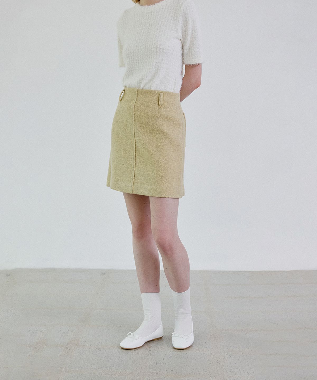 스텝어라운드(STEP AROUND) Boucle mini skirt_BUTTER