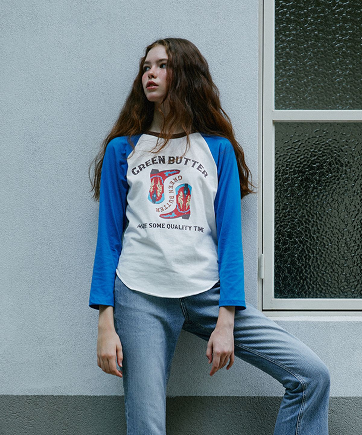 그린버터(GREENBUTTER) Western Raglan Sleeve Tee (Ivory/Blue)