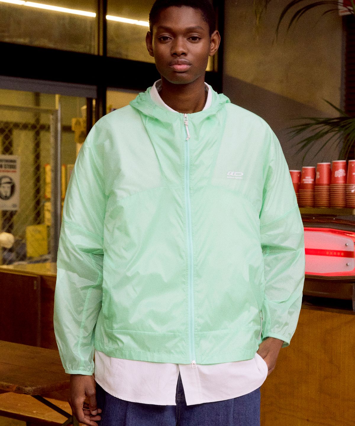 디써티원(DTHIRTYONE) Light Weight Windbreaker Hooded Jacket (SPRING GREEN)