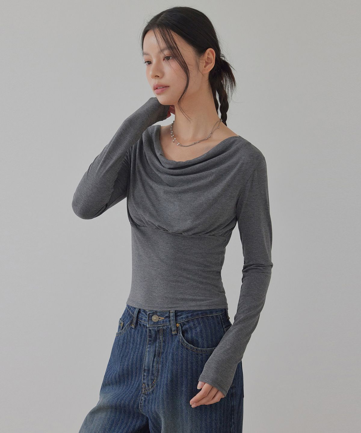 탑걸(TOPGIRL) SMOOTH TEXTURE COWL NECK TOP_T426TP111