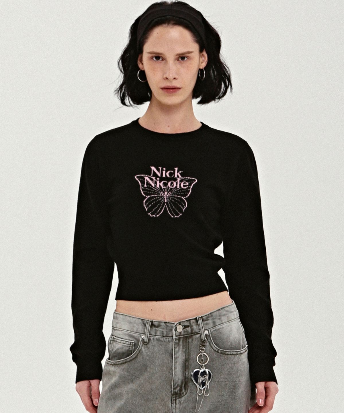 닉앤니콜(NICK&NICOLE) MINI BUTTERFLY SIGNATURE SLEEVE KNIT_BLACK PINK