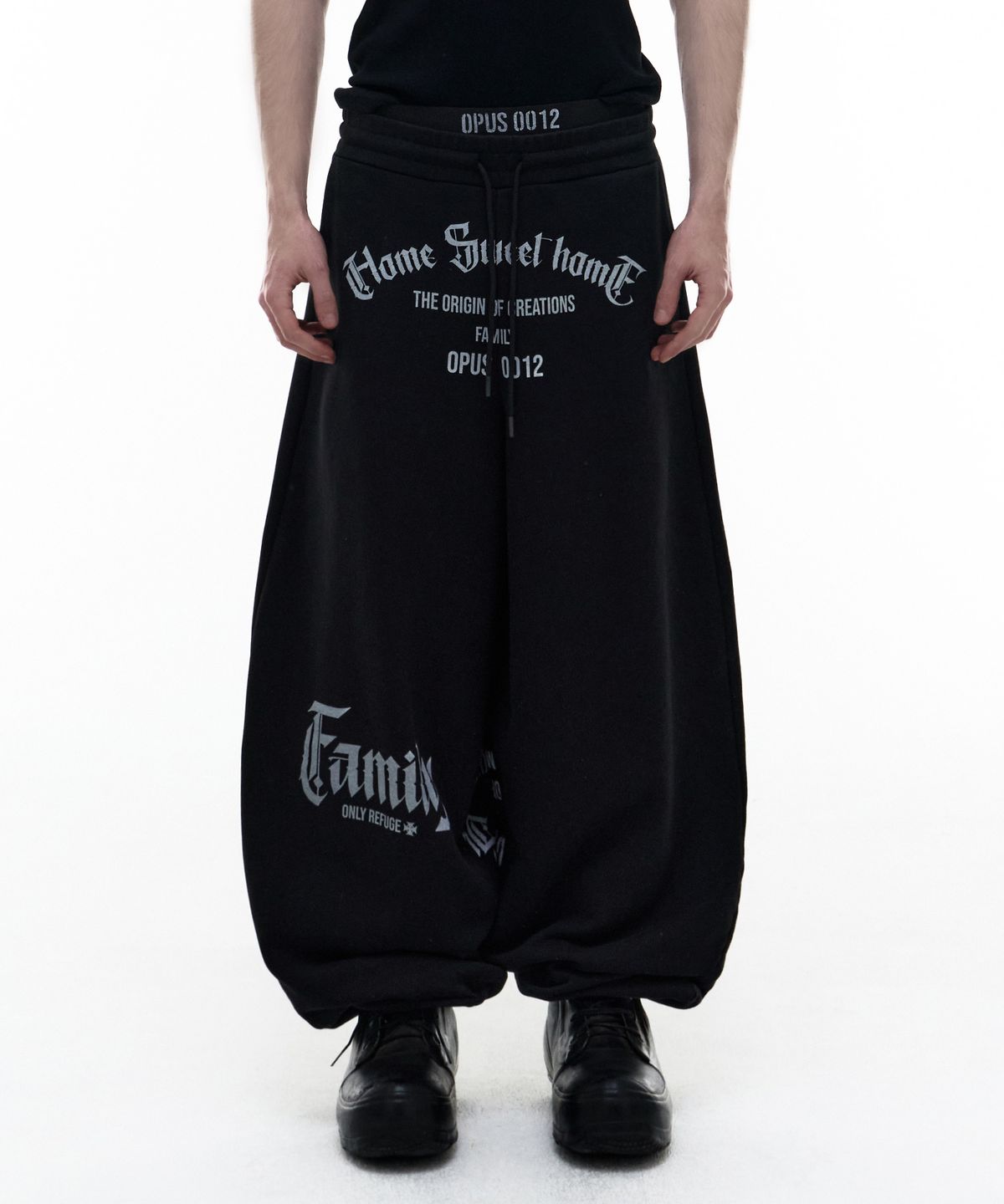 오퍼스 0012(OPUS 0012) Op. 08 SWEET FAMILY BALLOON SWEAT PANTS BLACK