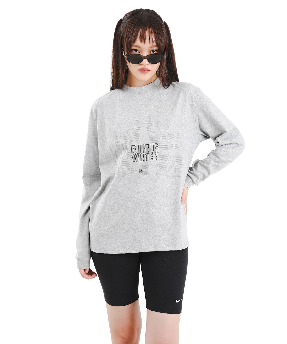 카타르시스(KATHARSIS) 버닝 윈터 라운드 티셔츠 그레이 ONE SIZE