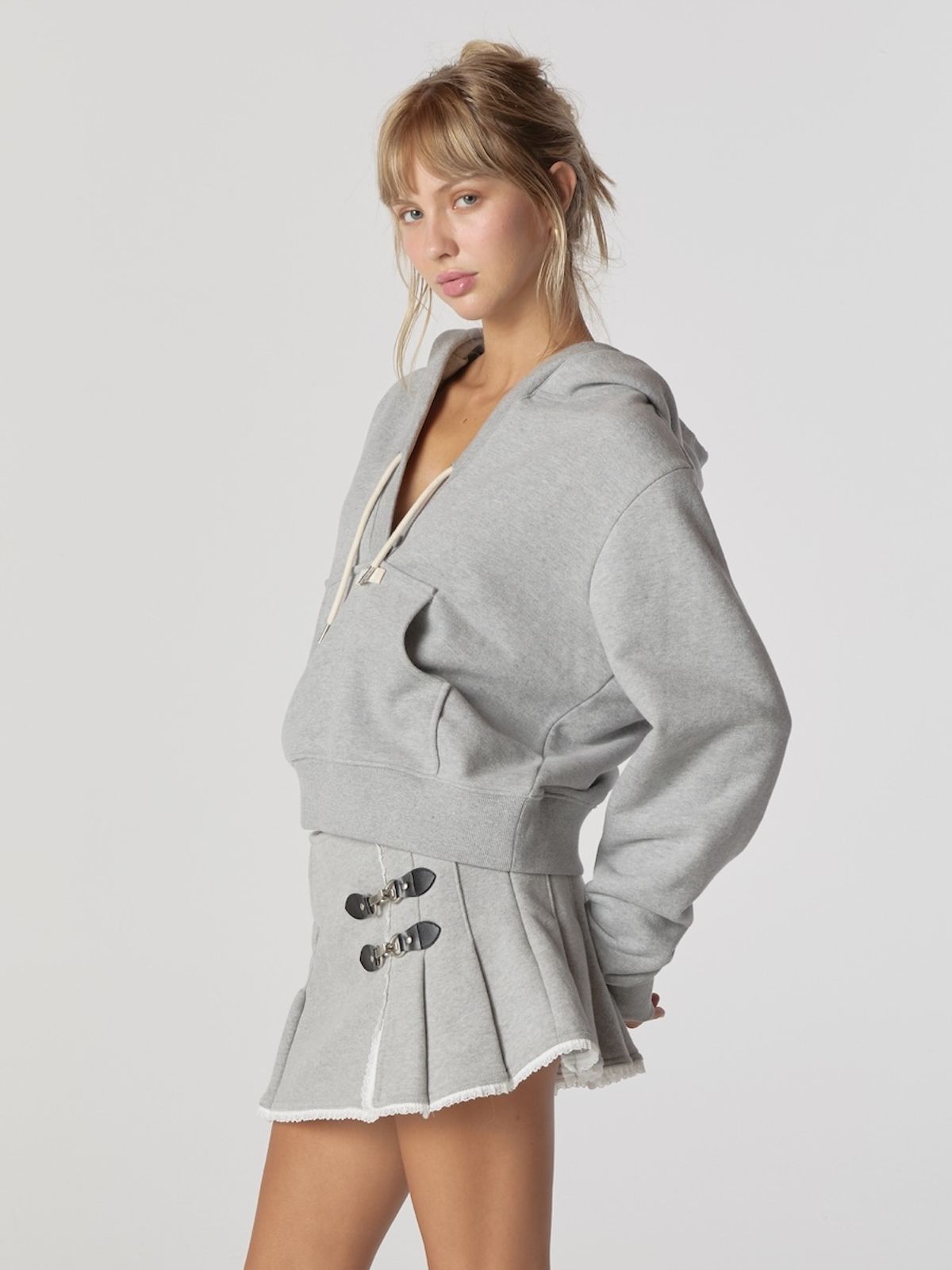 글로니(GLOWNY) CIAO V CUT HOODIE (GRAY)