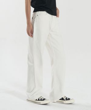 W 에브리웨어 루즈 스트레이트 데님 팬츠 (OFF WHITE)
