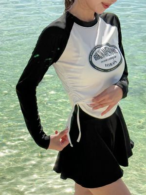 홀리데이 래쉬가드