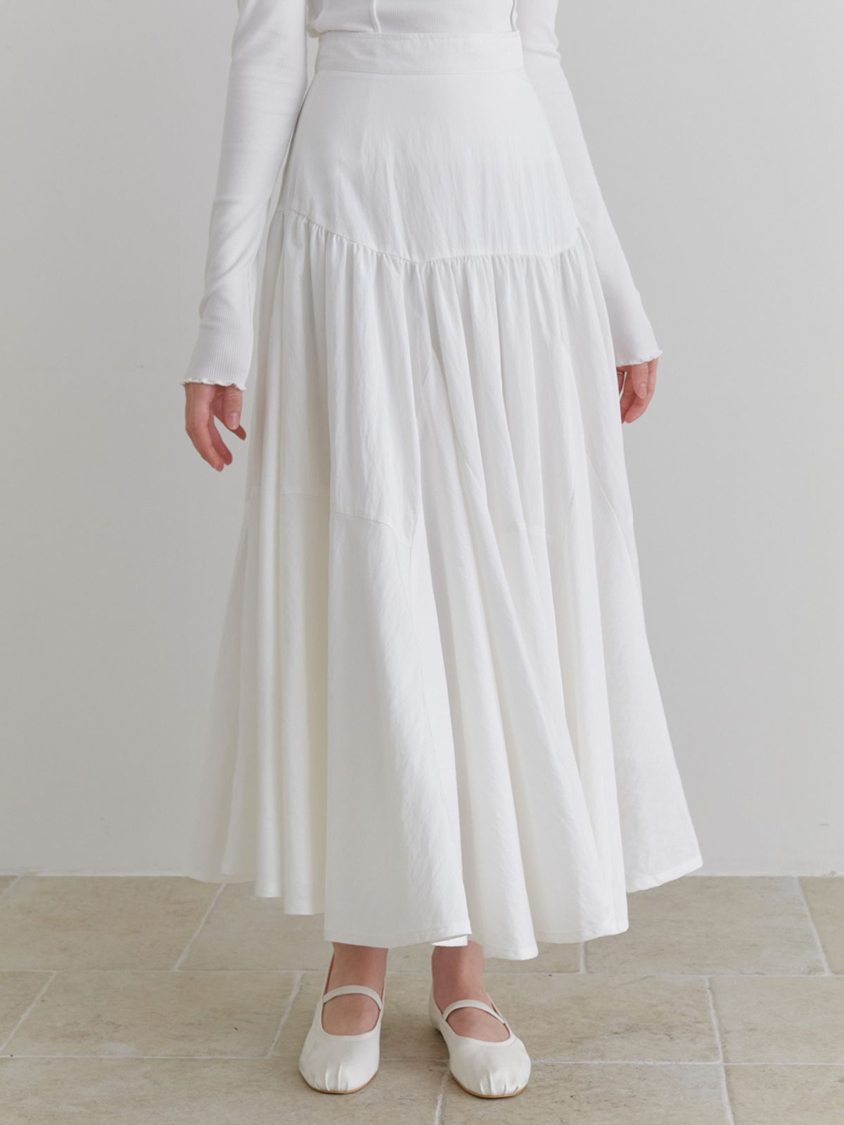 리엘(RE L) Vanilla shirring skrit (white)