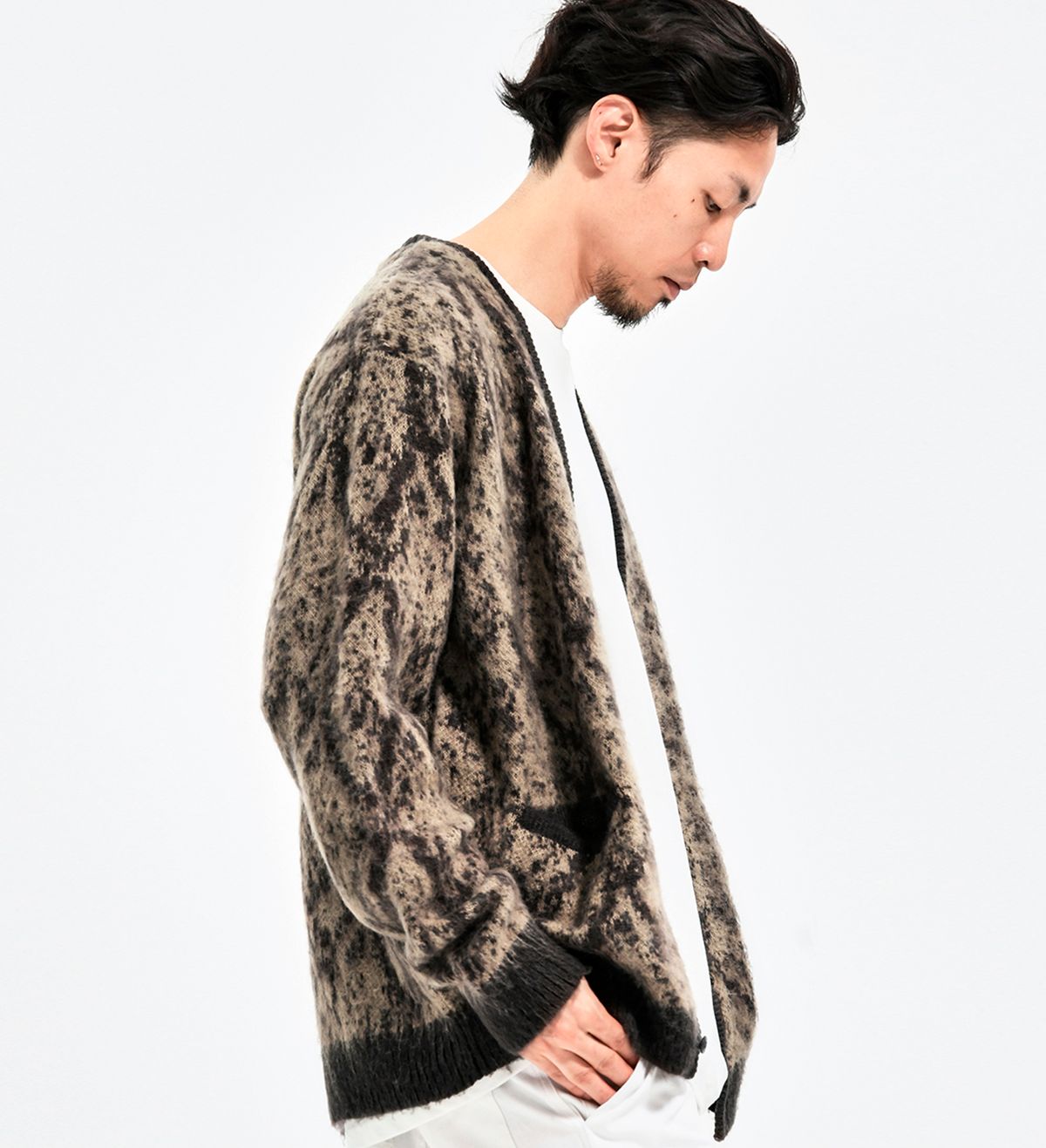 엑스트라오디너리(EXTRAORDINARY) PYTHON CARDIGAN  BROWN