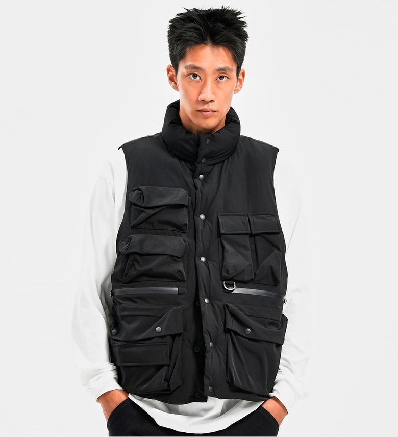 MULTI POCKET VEST  BLACK