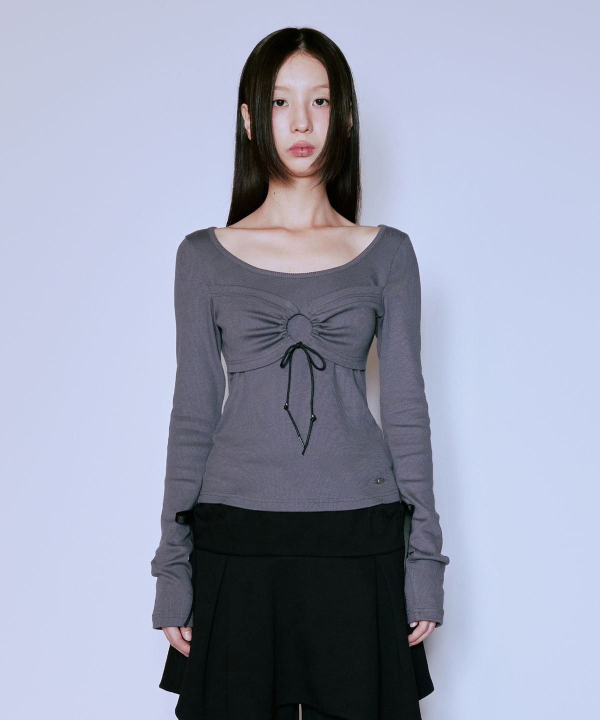 니어노어(NIIER NOR) TOP LAYERED L/S TEE_CHARCOAL