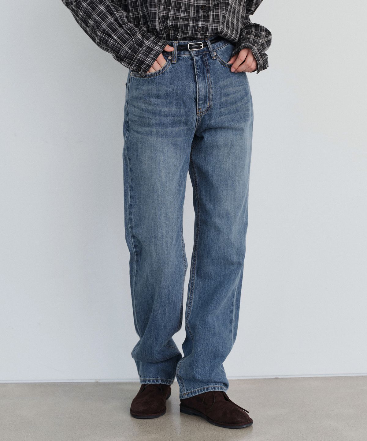 유라고(URAGO) Jade slim straight denim
