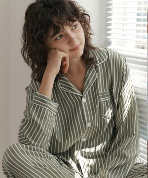 커플용 소프트필 스트라이프 긴팔 카라 잠옷 상하의 세트