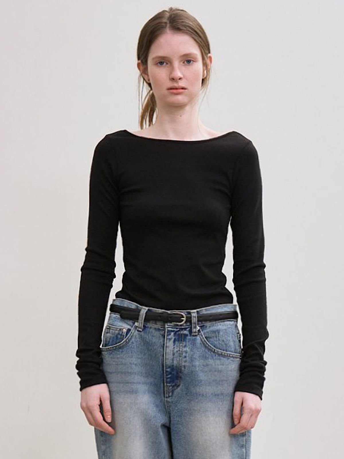 르(LE) back scoop neck long sleeves (black)