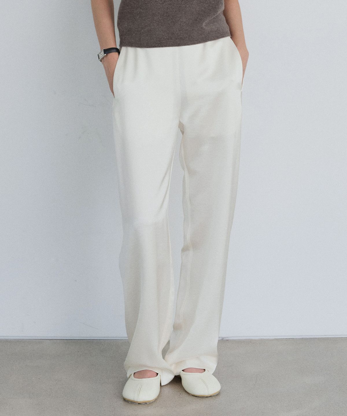 유라고(URAGO) Satin banding pants