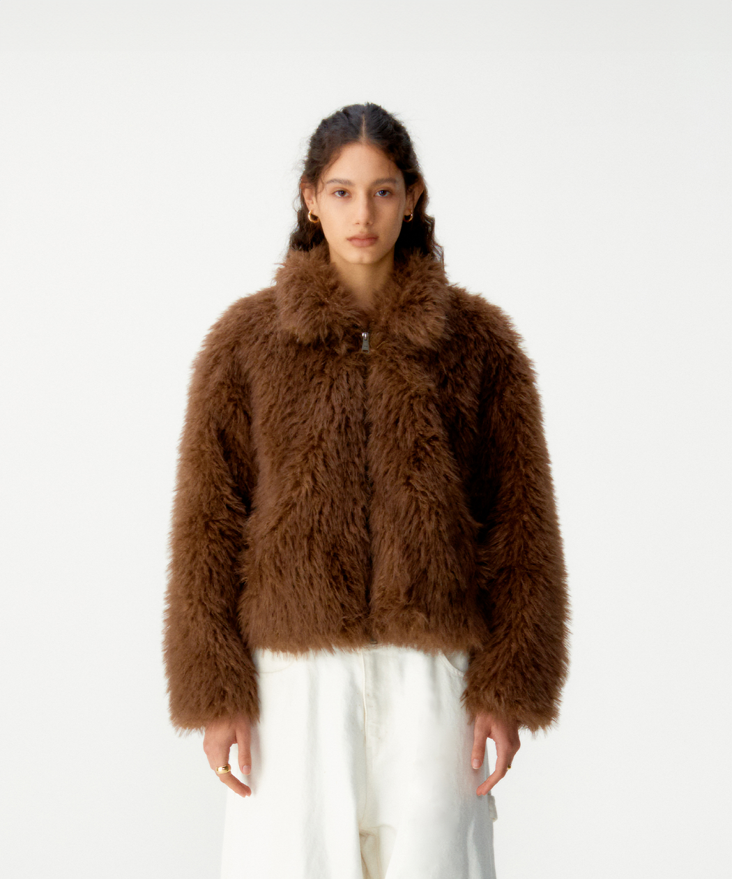 ジャケット・アウター coor Curly Fake Fur Crop Jumper (Brown) MUSINSA公式 | COOR WOMEN Curly Fake Fur Crop Jumper (Brown)
