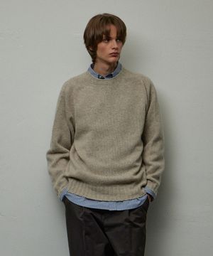 홀가먼트 울 쉐기독 니트 페일베이지