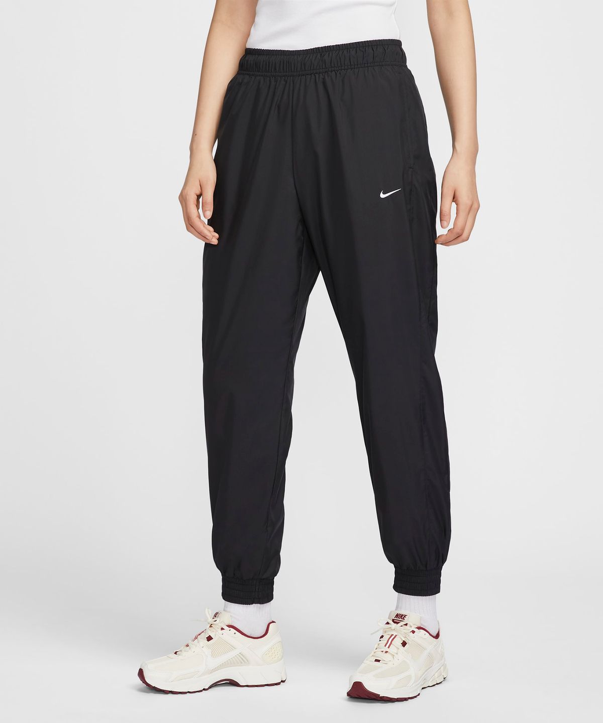 나이키(NIKE) 스포츠웨어 클래식 우븐 UV 미드라이즈 루즈 조거 팬츠 W - 블랙:화이트 / FV7661-010