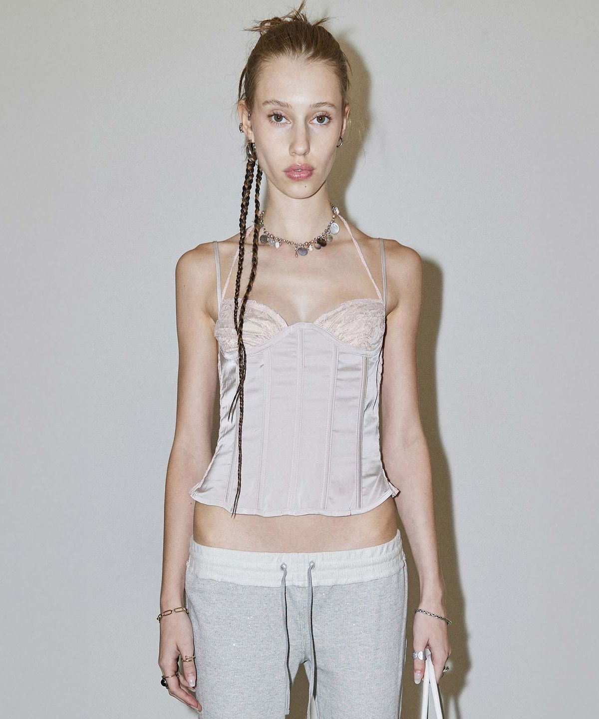 스컬프터(SCULPTOR) 90s Glossy Corset Top Milk Tea