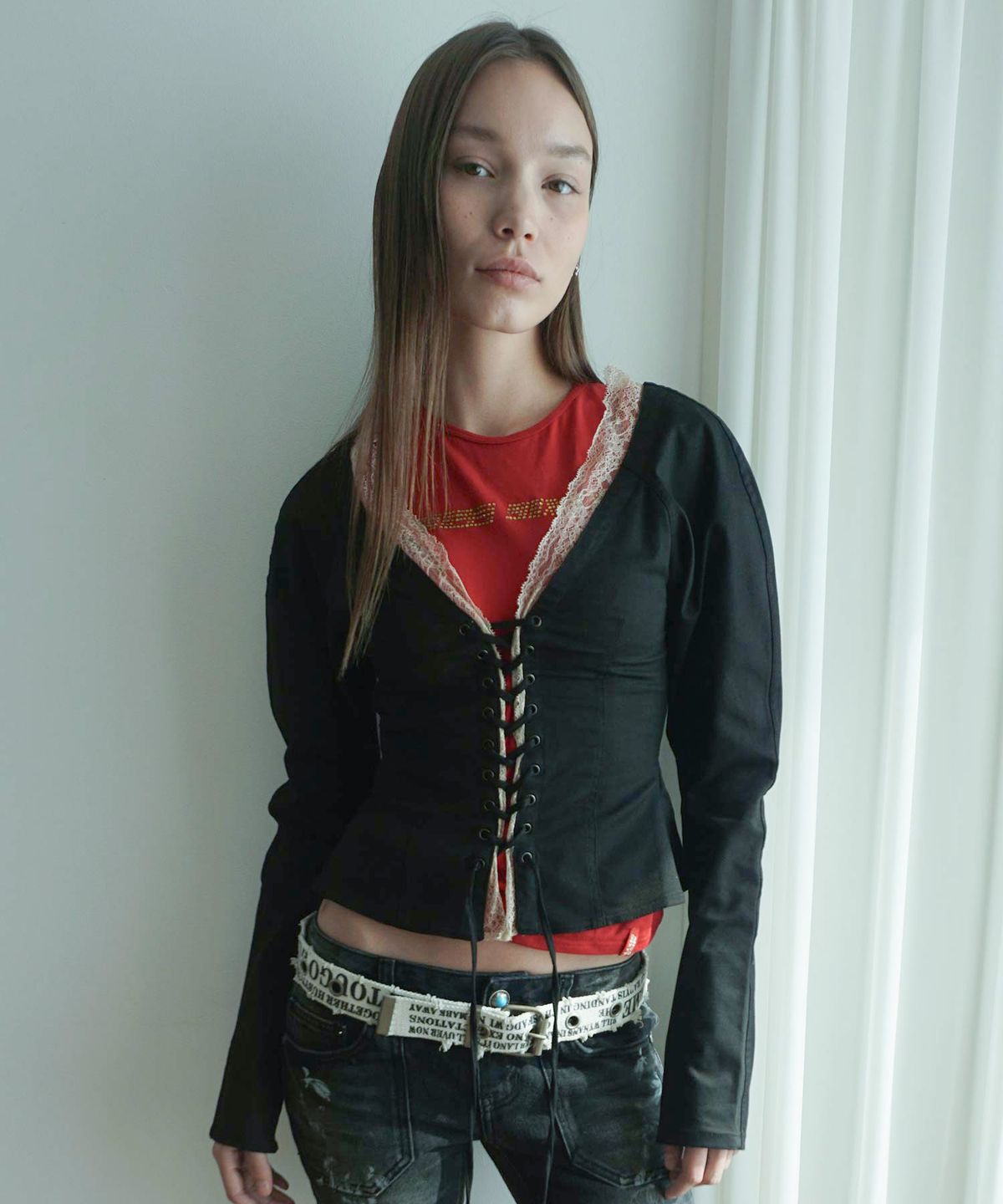 스컬프터(SCULPTOR) Layered Lace Up Blouse Black