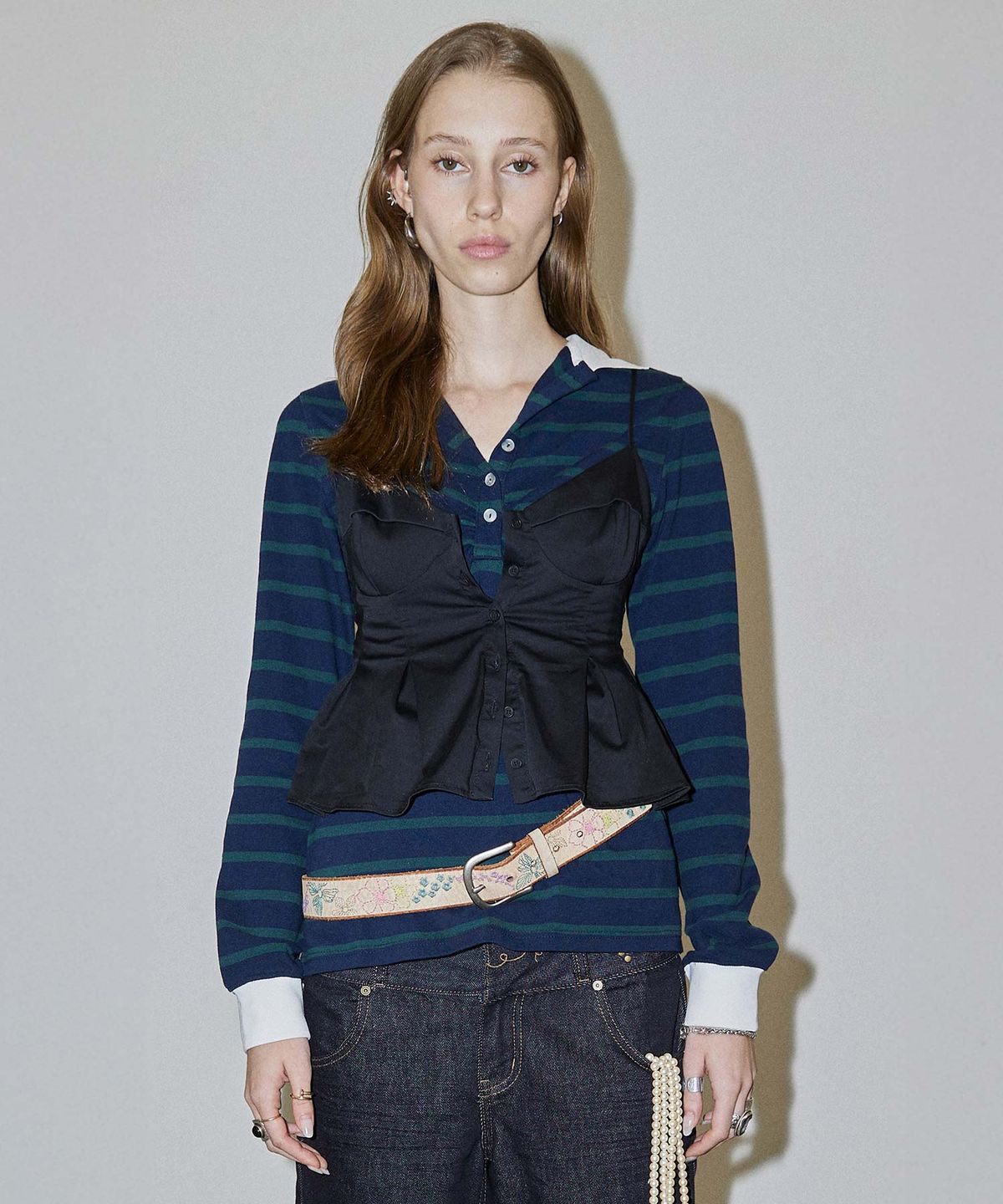 스컬프터(SCULPTOR) Shirring Tennis Shirt Navy/Green Stripe