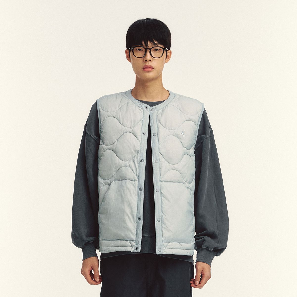 캉골(KANGOL) 다운 질레 6136 그레이